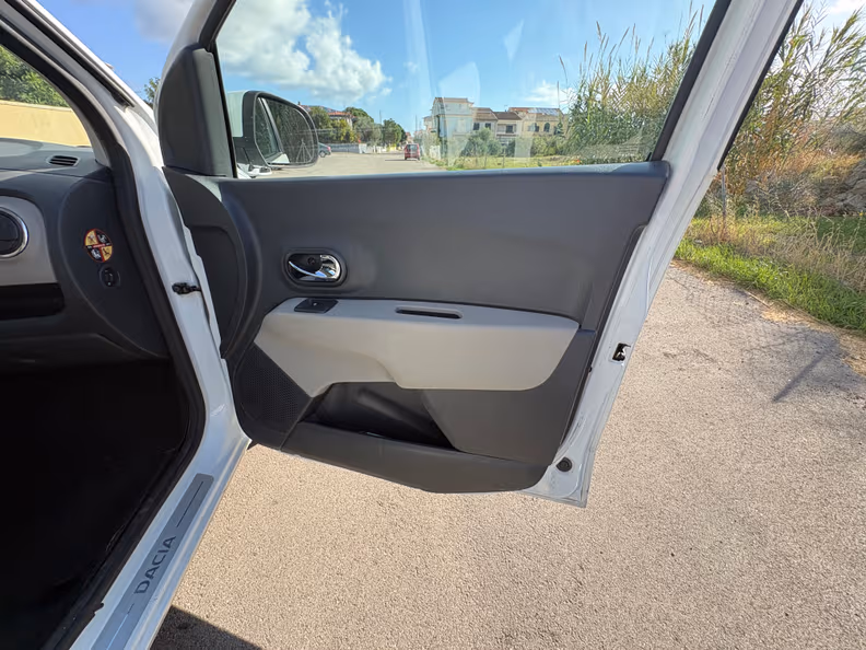 Dacia Lodgy - 28