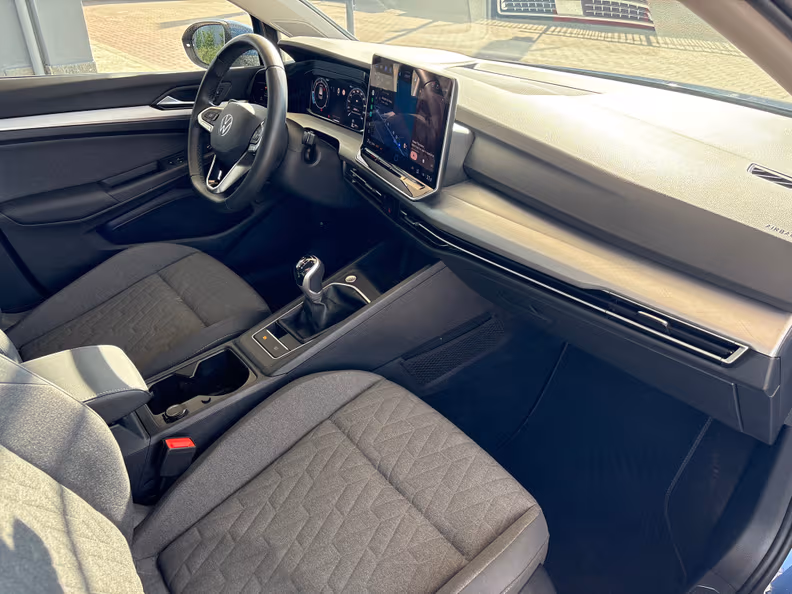 Volkswagen Golf - 15