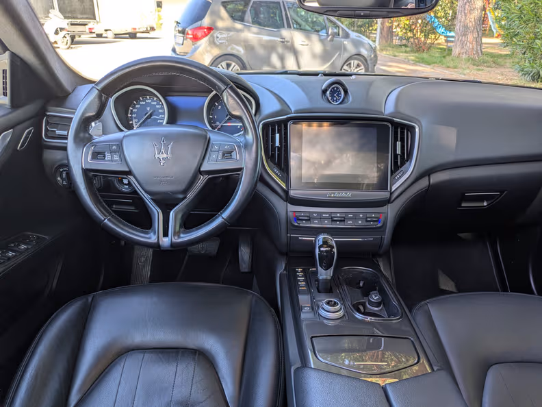 Maserati Ghibli - 14