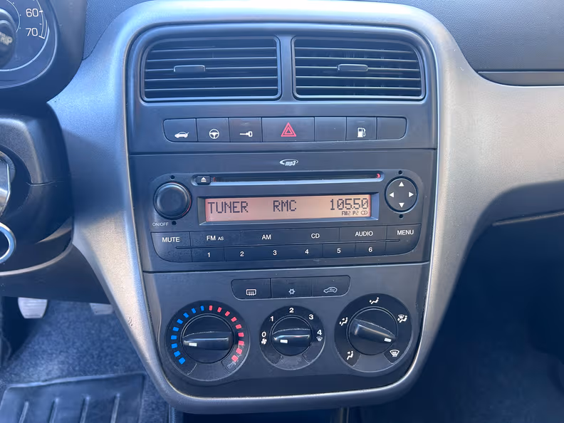 Fiat Grande Punto - 16