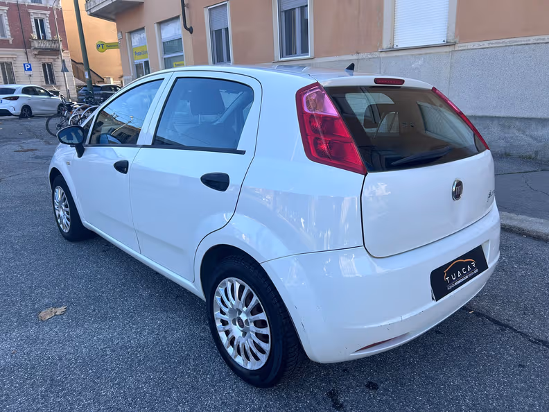 Fiat Grande Punto - 6