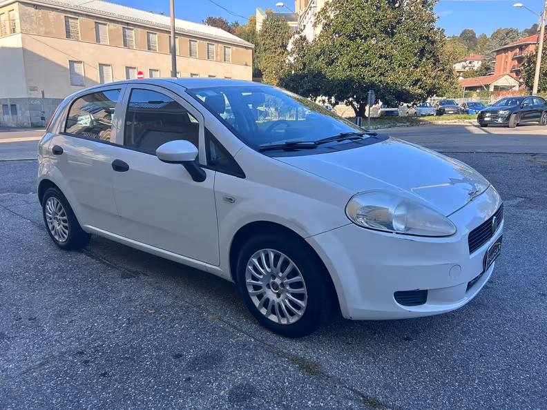 Fiat Grande Punto - 3