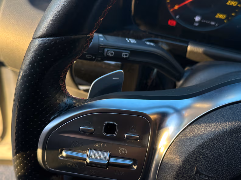 Mercedes-Benz GLA - 19