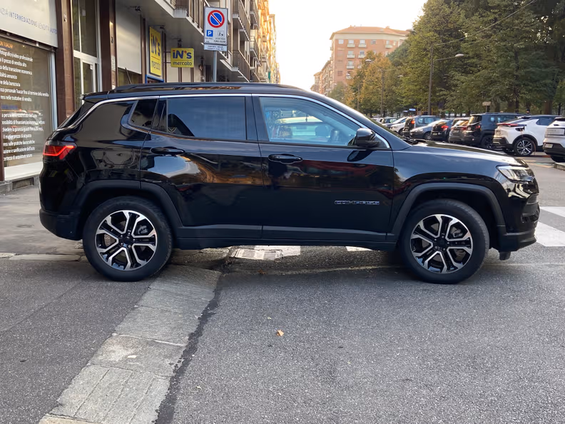 Jeep Compass - 18