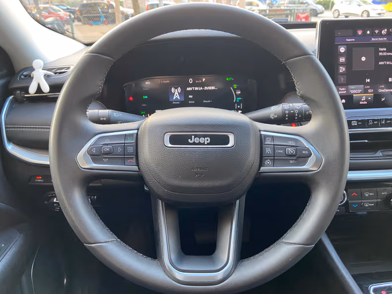 Jeep Compass - 9