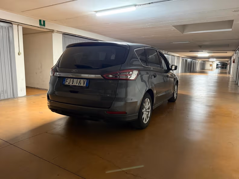 Ford S-Max - 5