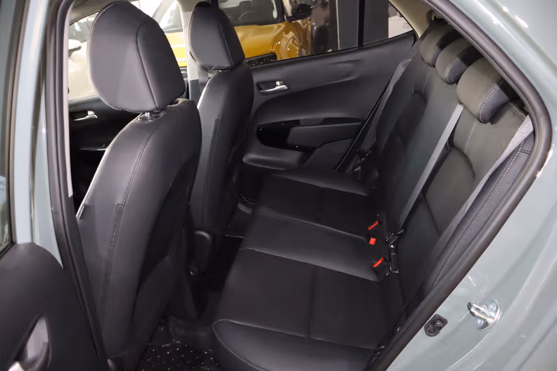 Kia Picanto - 11