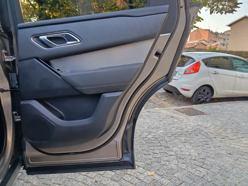 Land Rover Range Rover Velar - 28