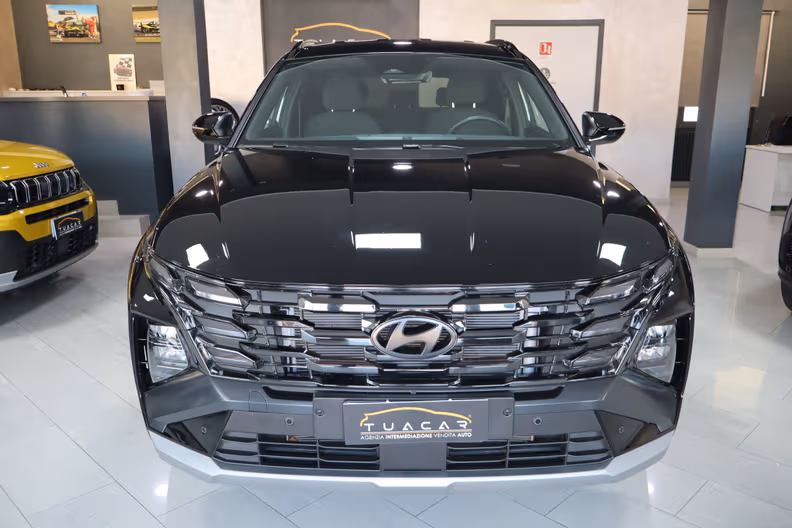 Hyundai Tucson - 2