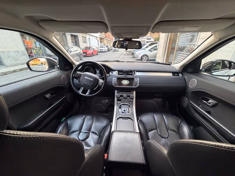 Land Rover Range Rover Evoque - 9
