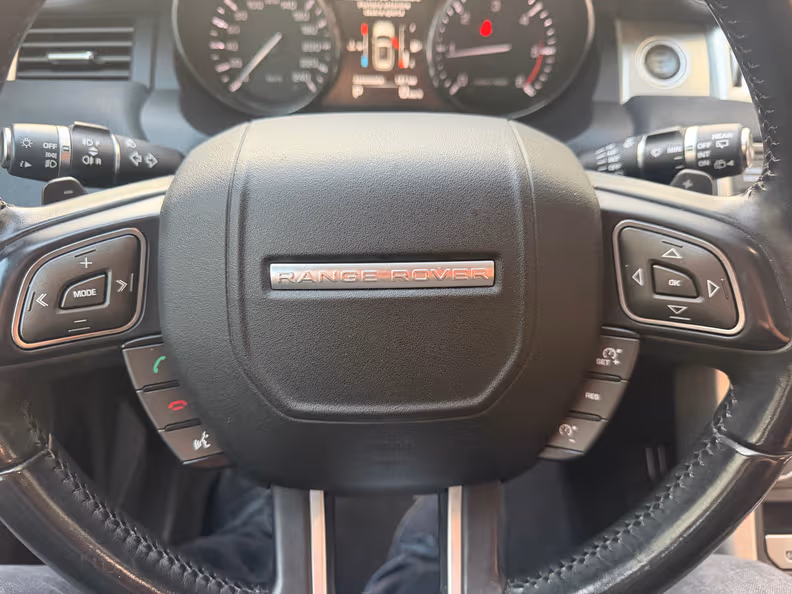 Land Rover Range Rover Evoque - 18