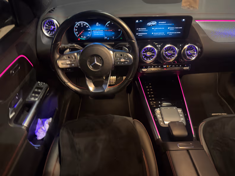 Mercedes-Benz EQA - 16