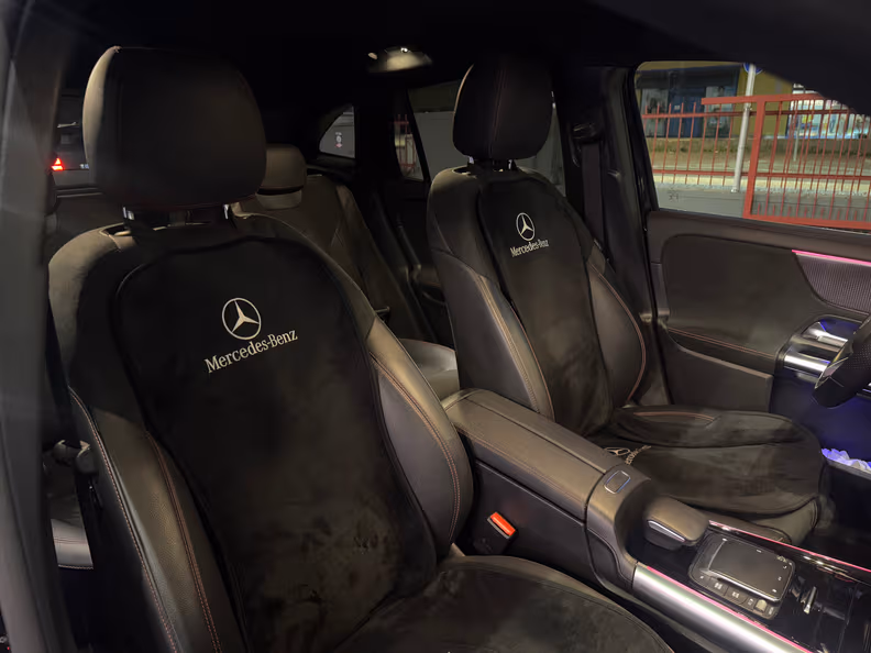 Mercedes-Benz EQA - 10