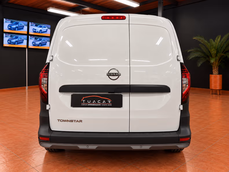 Nissan Townstar - 4