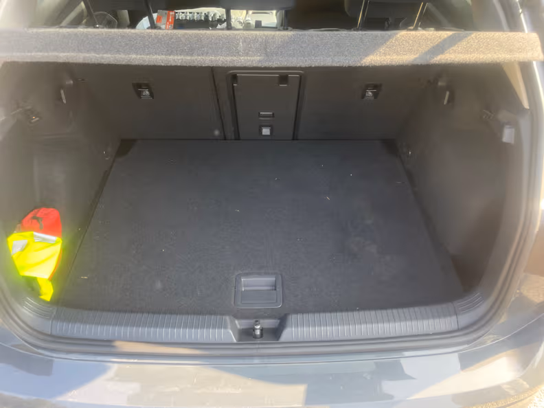 Volkswagen Golf - 26