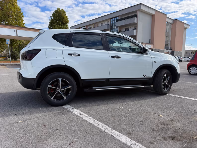 Nissan Qashqai - 8