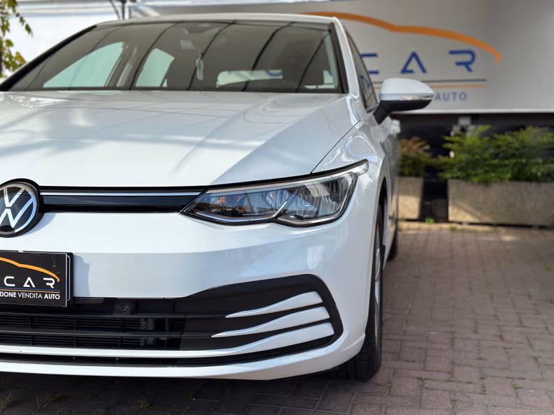 Volkswagen Golf - 30