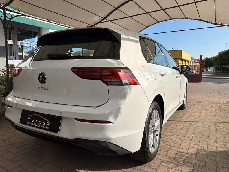 Volkswagen Golf - 4