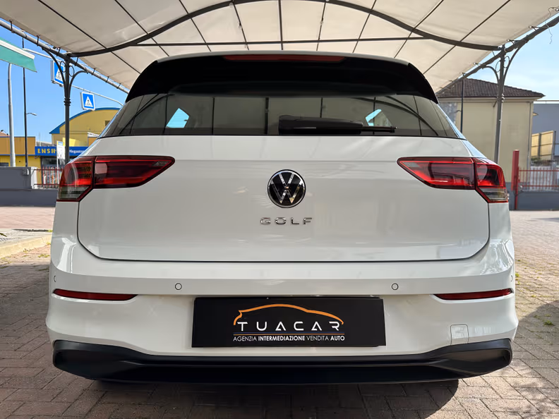 Volkswagen Golf - 5