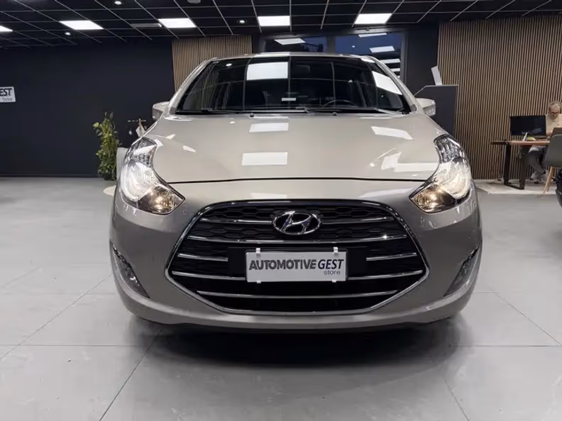 Hyundai ix20 - 8