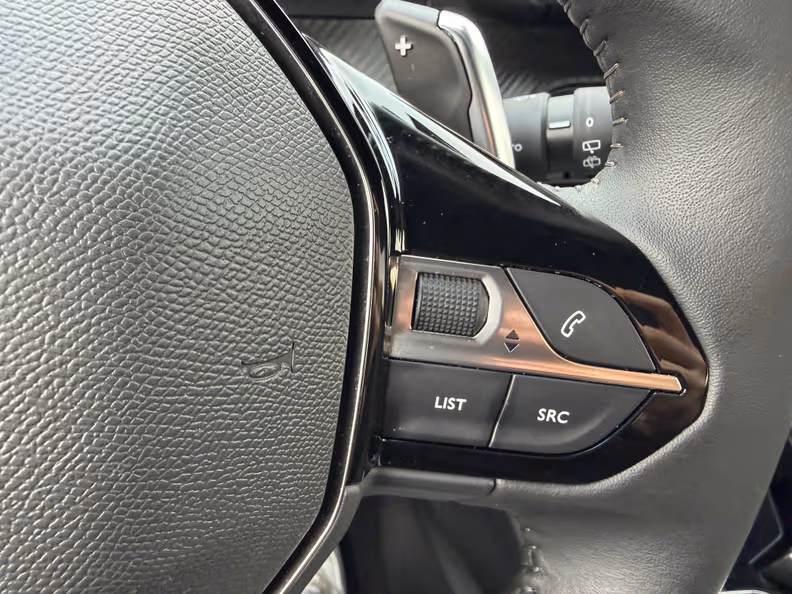 Peugeot 2008 - 20