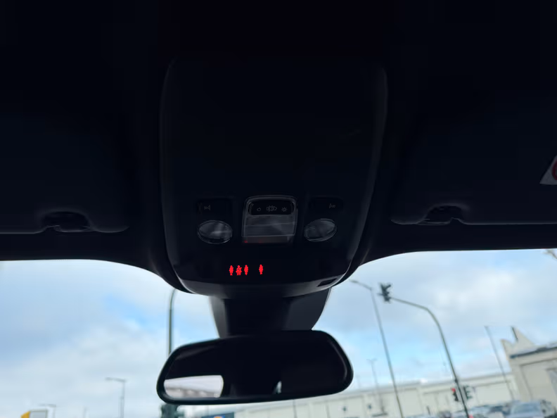 Peugeot 2008 - 18