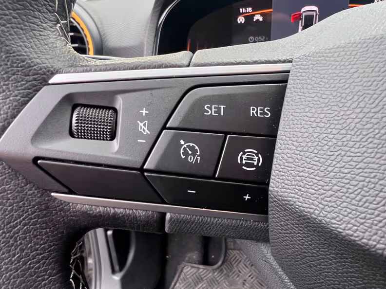 Seat Arona - 23