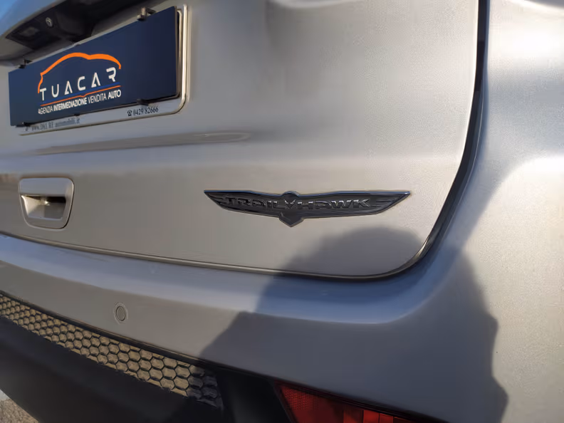 Jeep Compass - 33