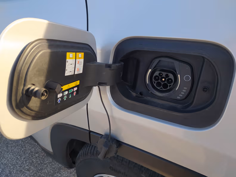 Jeep Compass - 31