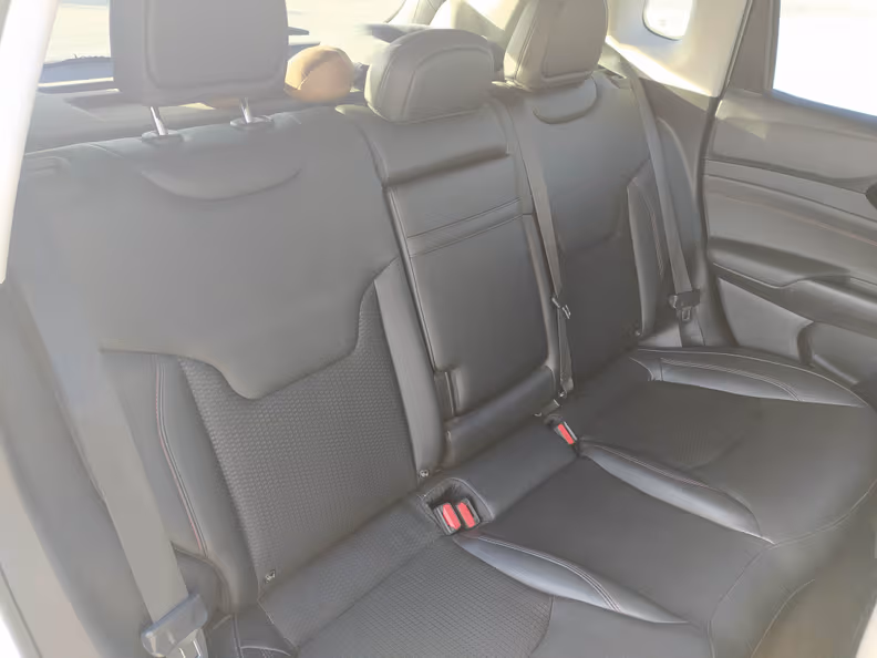 Jeep Compass - 51