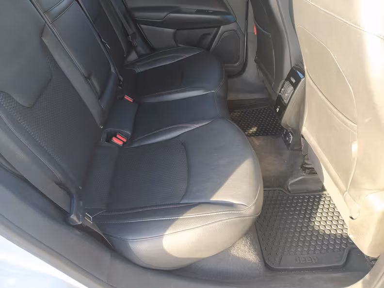 Jeep Compass - 49