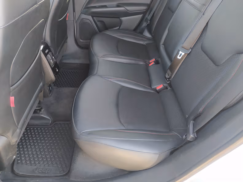 Jeep Compass - 53