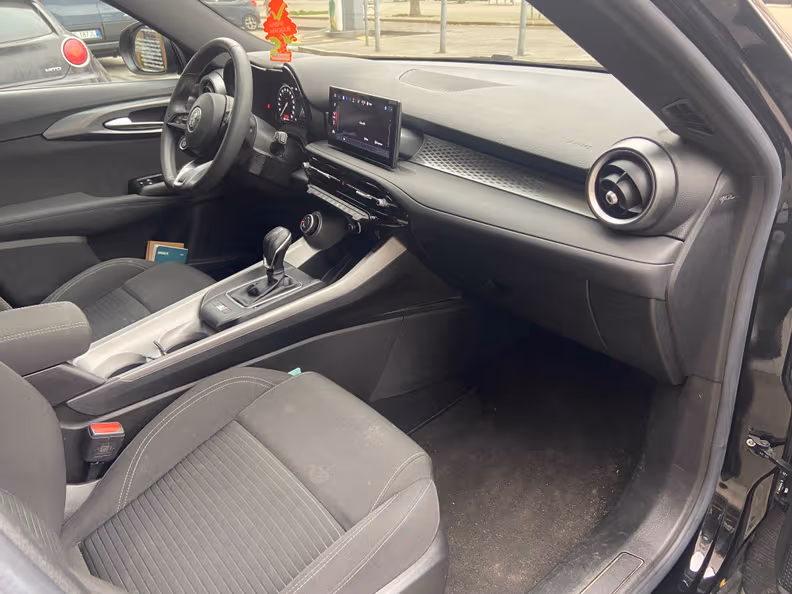 Alfa Romeo Tonale - 13