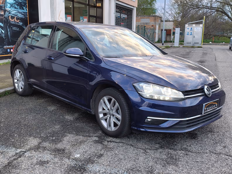 Volkswagen Golf - 3
