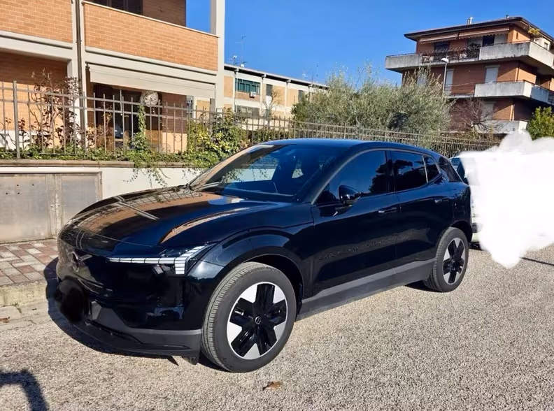 Volvo EX30