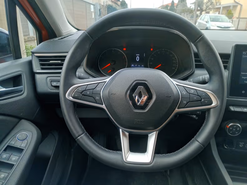 Renault Clio - 15