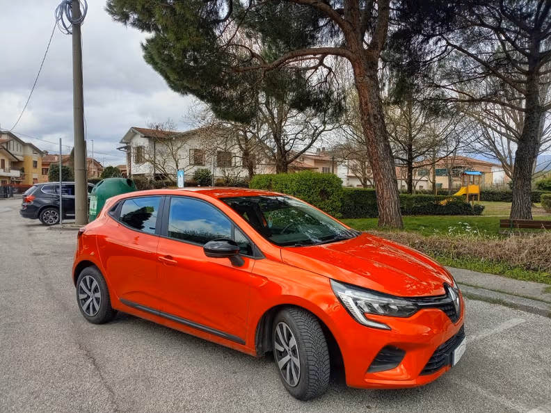 Renault Clio - 6