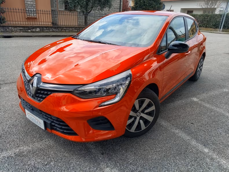 Renault Clio - 30