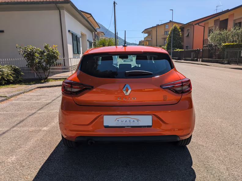 Renault Clio - 37