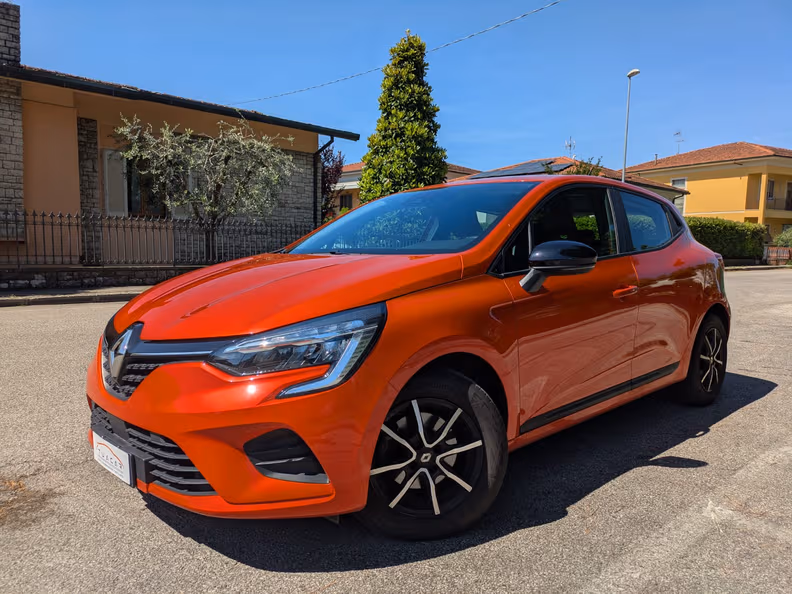 Renault Clio - 32