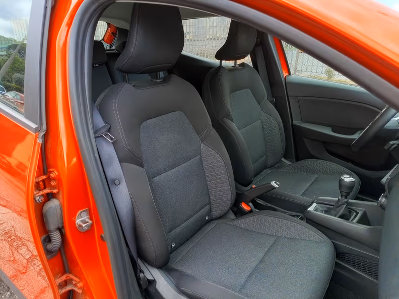 Renault Clio - 21