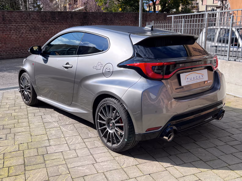 Toyota Yaris - 6