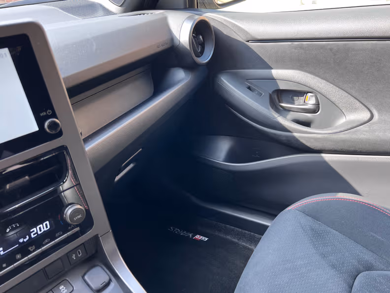 Toyota Yaris - 20