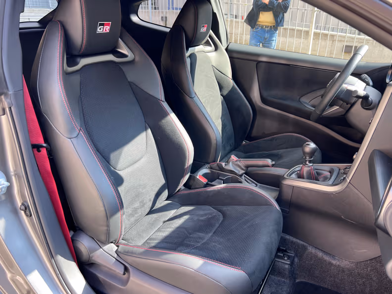 Toyota Yaris - 11