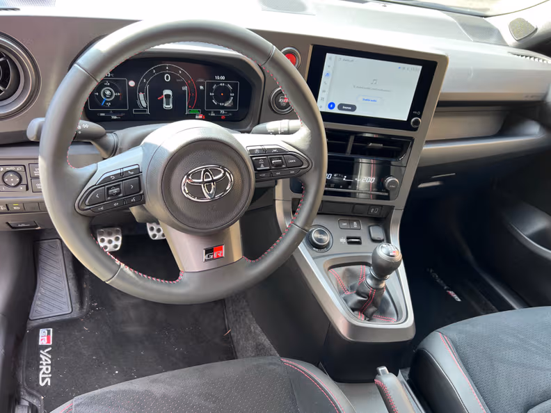 Toyota Yaris - 17