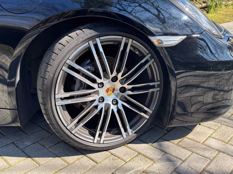 Porsche Cayman - 45