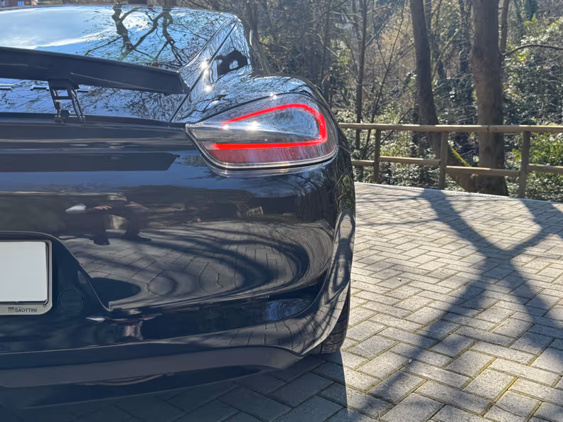 Porsche Cayman - 21