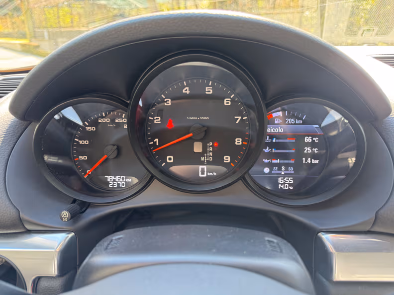 Porsche Cayman - 14