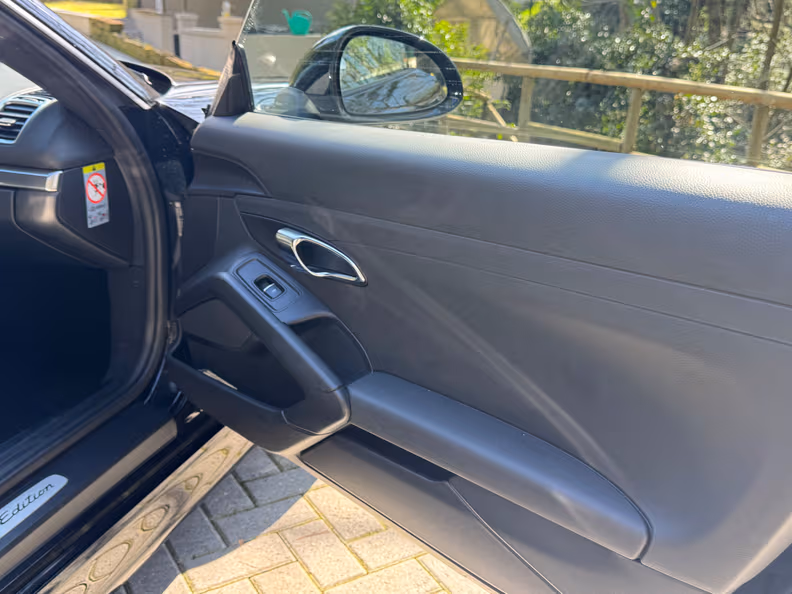 Porsche Cayman - 37