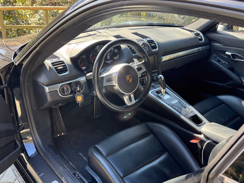 Porsche Cayman - 8